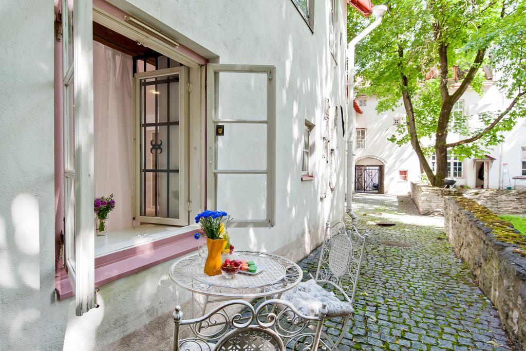 Old Town Central Apartment Tallinn Extérieur photo